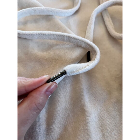TRUE RELIGION Cream VELOUR, Long Sleeve,  Women's Cropped Hoodie Size XL - Picture 3 of 10